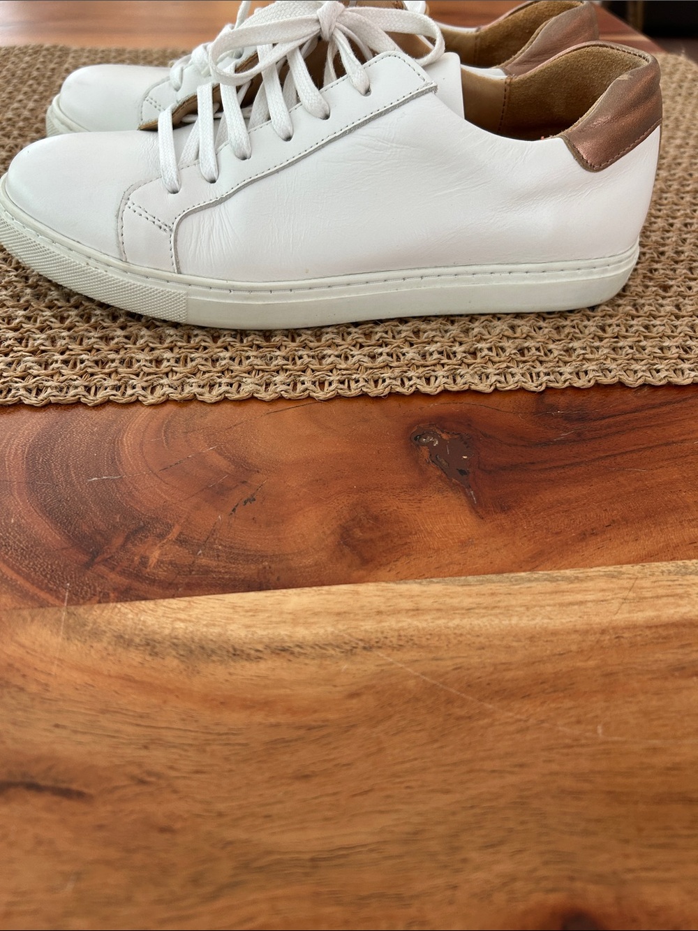 Pieds de Biche White All leather sneakers sz 38 or 7.5- fit like a 7